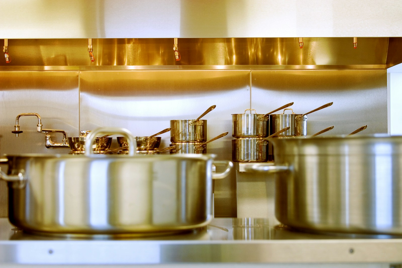 Kitchen Gadgets for Effortless One-Pot Meals